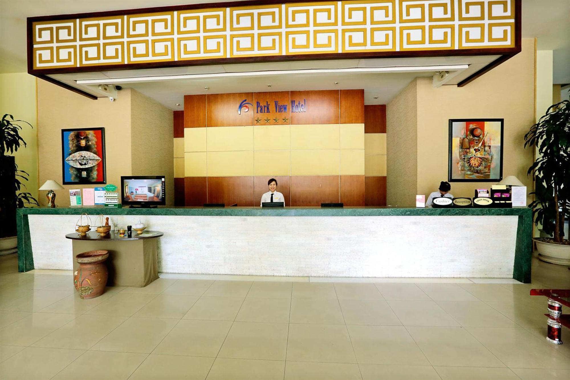 Park View Hotel Hue Esterno foto