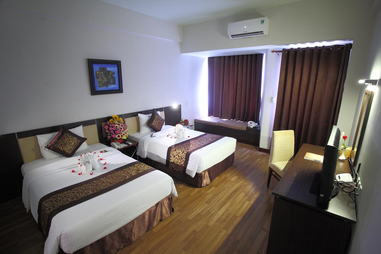 Park View Hotel Hue Esterno foto