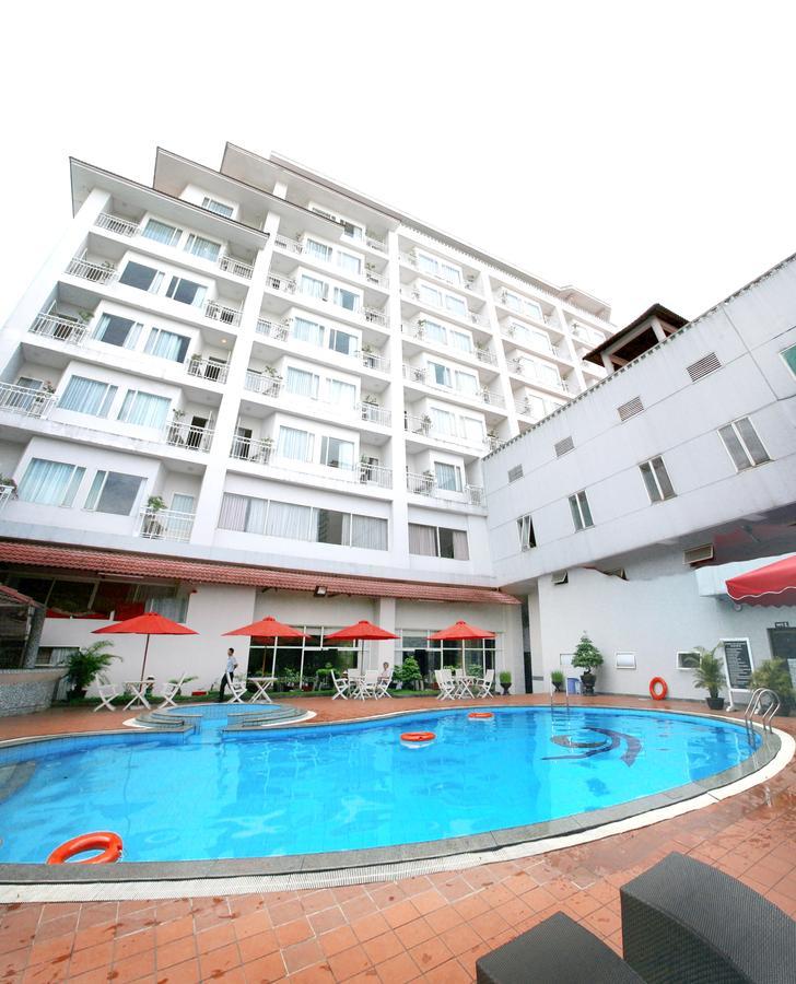 Park View Hotel Hue Esterno foto