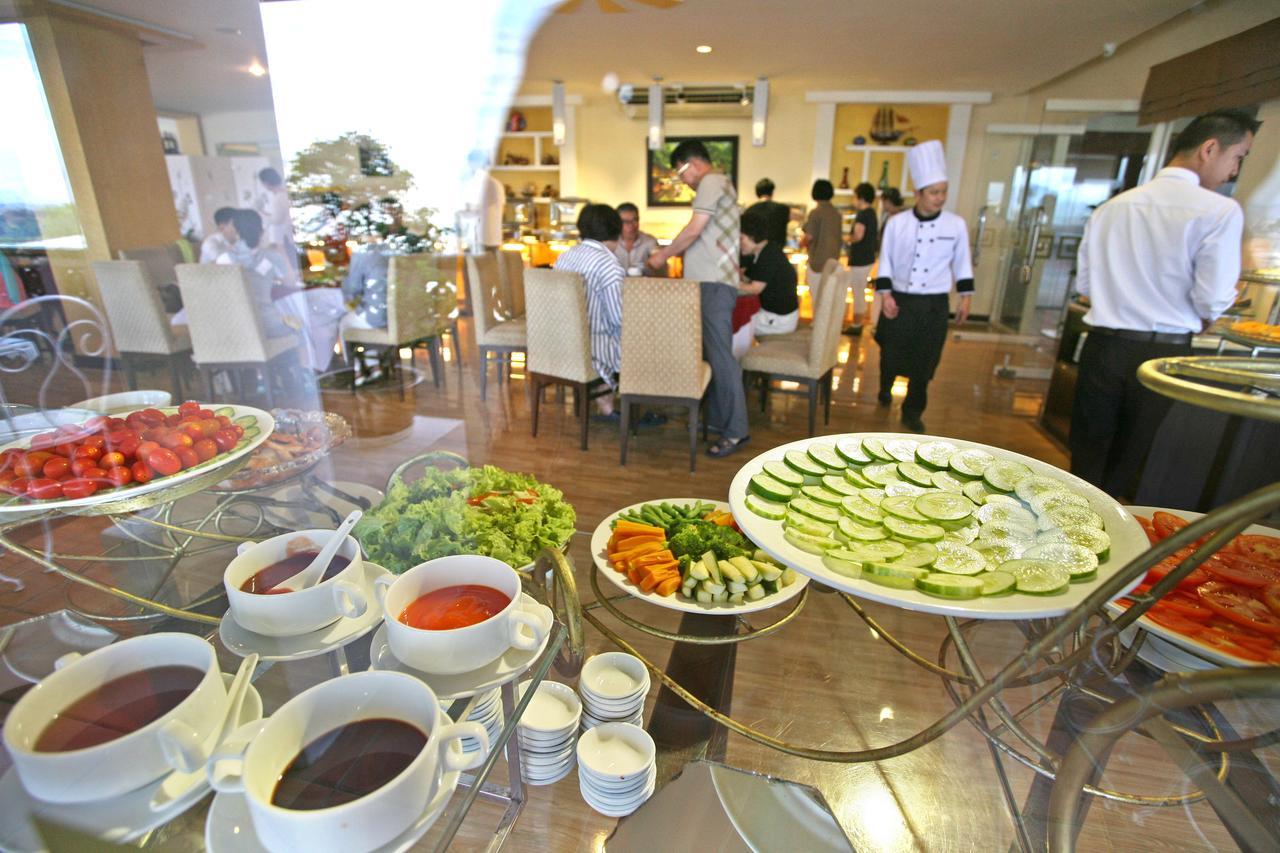 Park View Hotel Hue Esterno foto