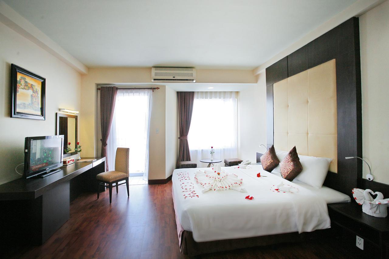 Park View Hotel Hue Esterno foto